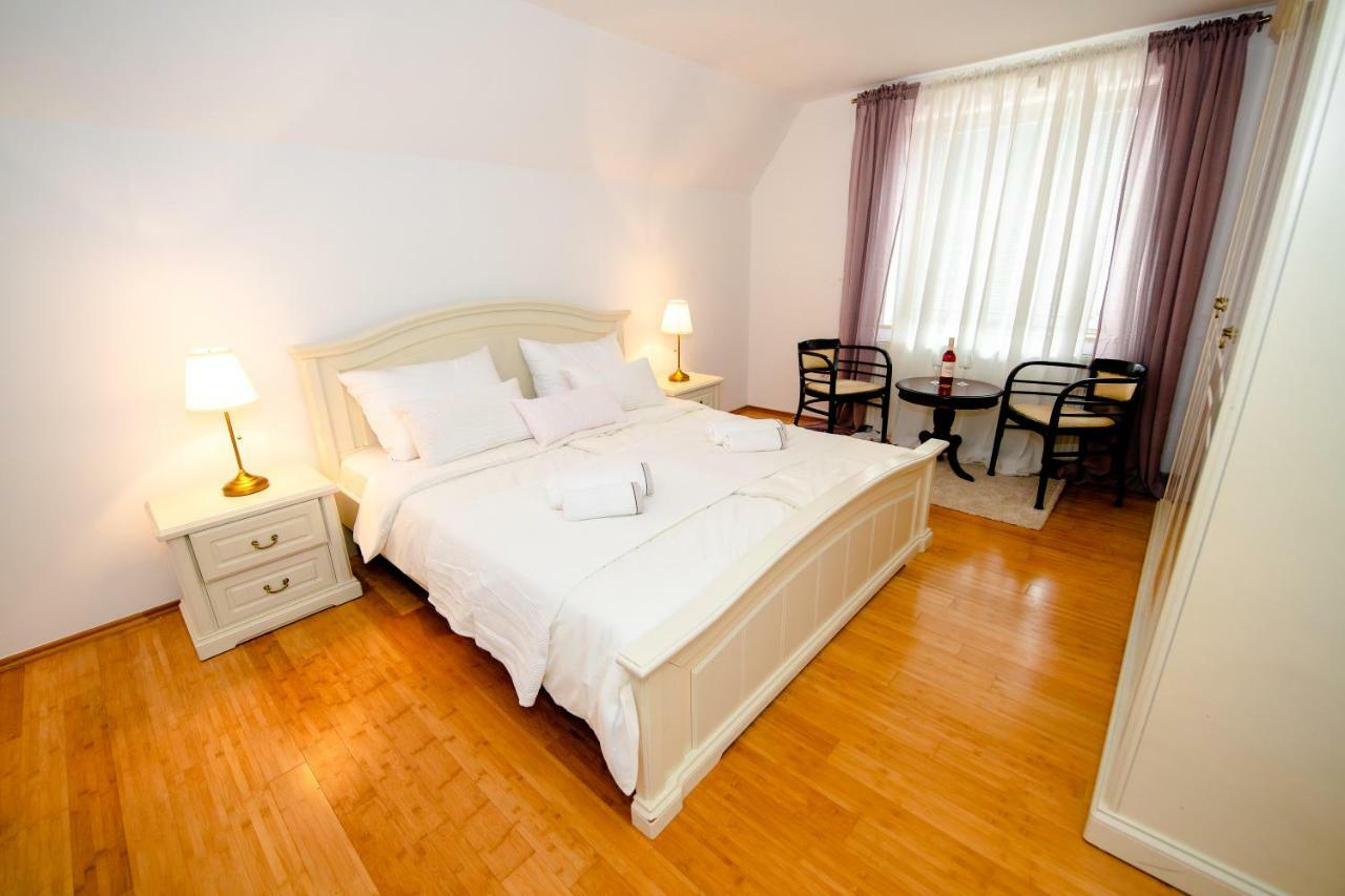 Apartment With View Zirovnica Exterior photo